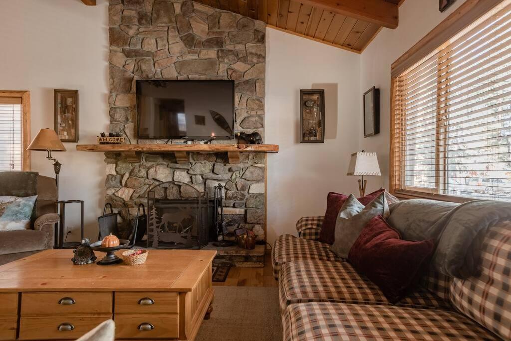 Hot Tub*Kids Room*Family Cabin Big Bear City Buitenkant foto